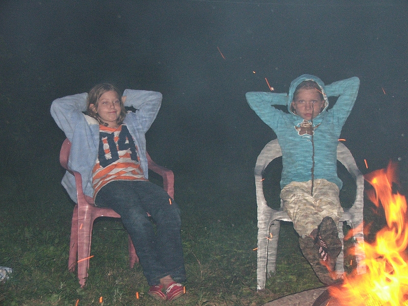 DSCF7186.JPG - just sitting around the fire.
