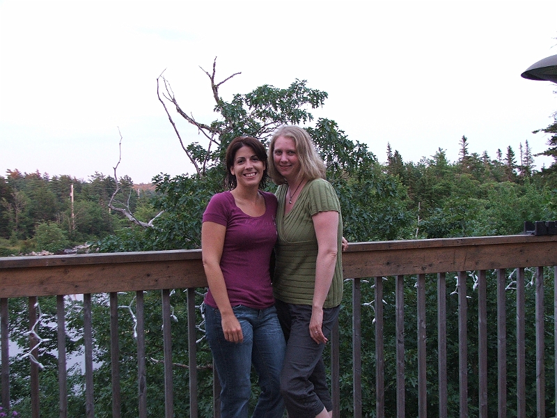 DSCF7224.JPG - Kell and T - what a pair!